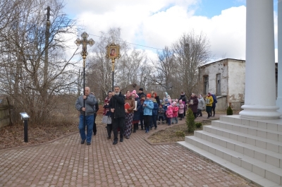 Крестный ход в Богородском в Светлый вторник